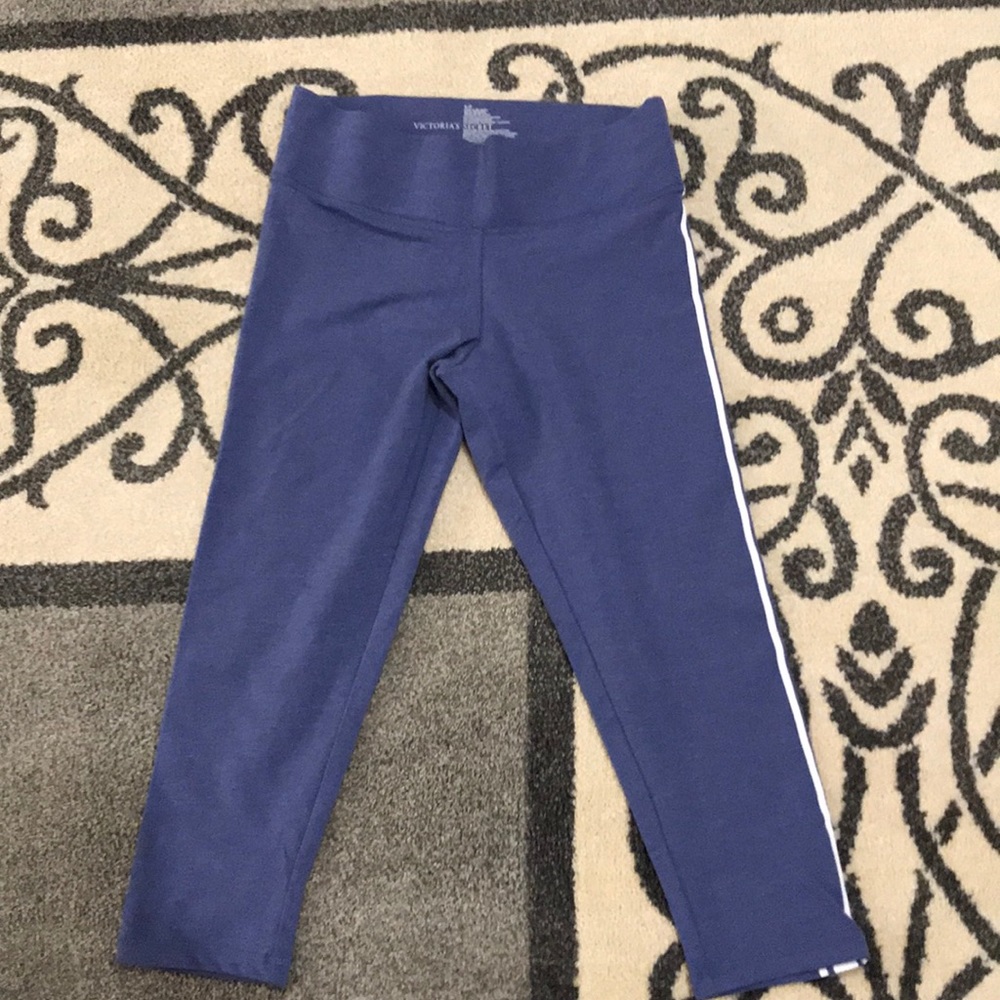 Victoria secrets sports capris